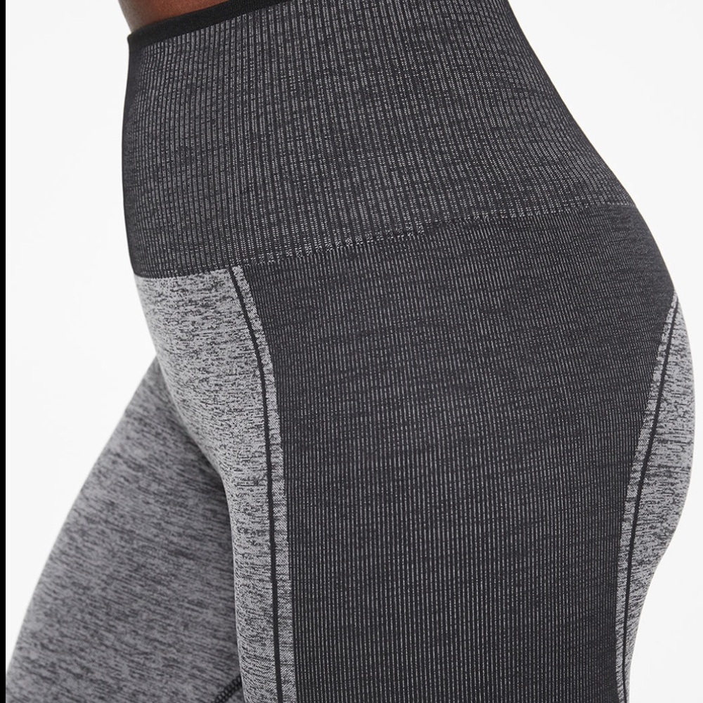 NWOT ThirdLove Flex Seamless Compression Leggings… - image 2